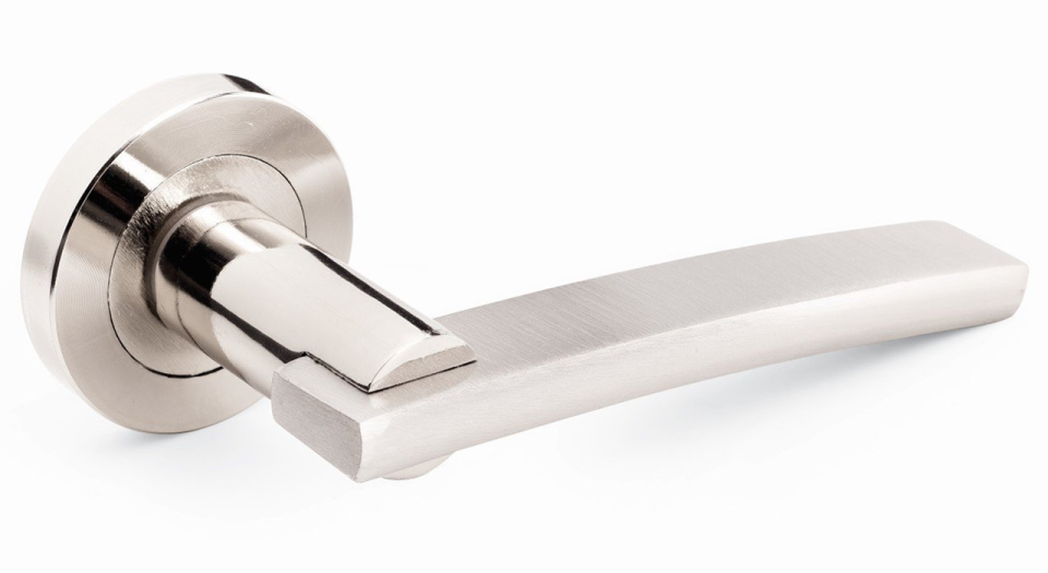 ZAMAK ALÜMİNYUM LAMA ROZETLİ KOL